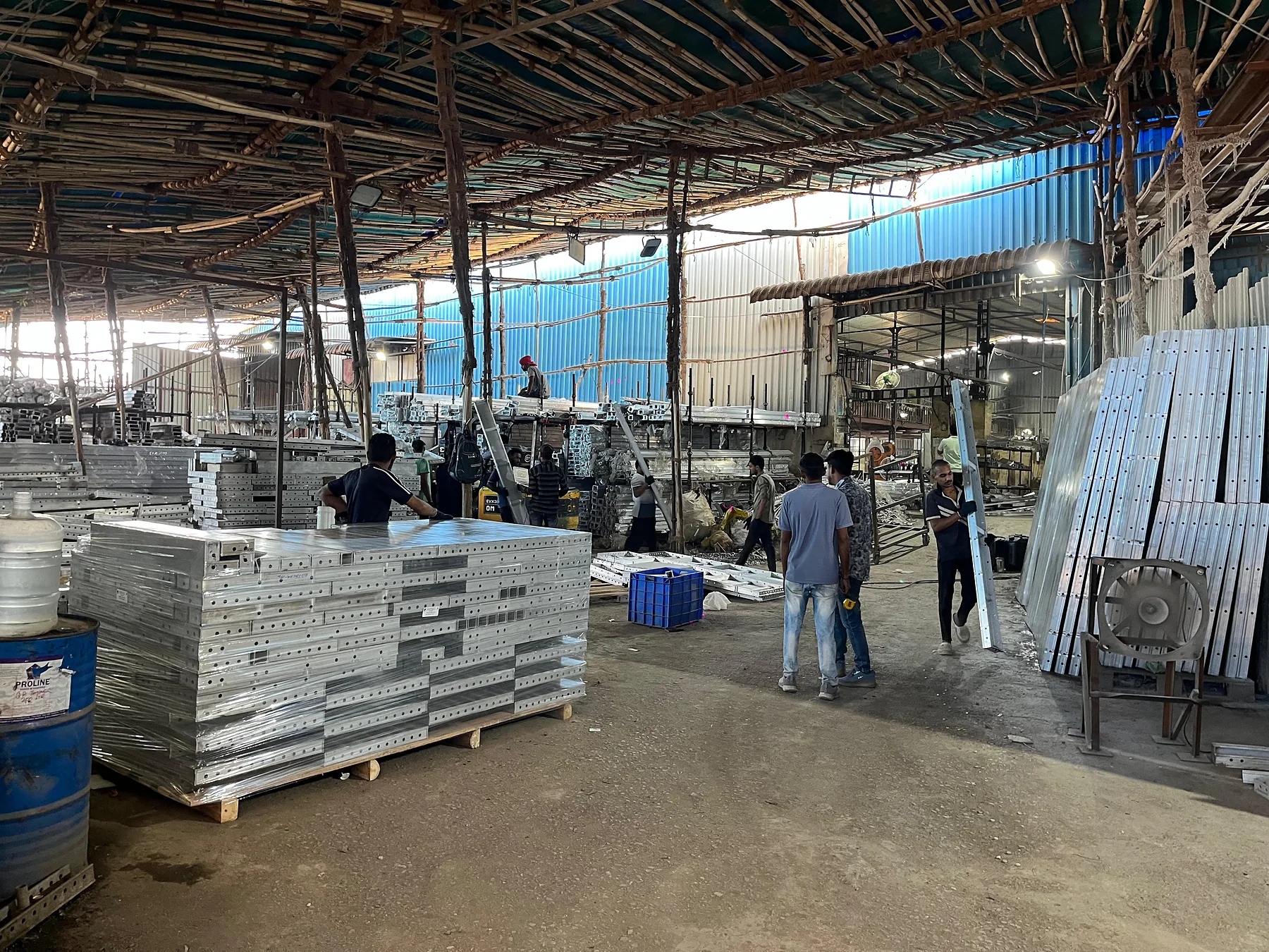 Schach production floor with aluminium panels moving through fabrication