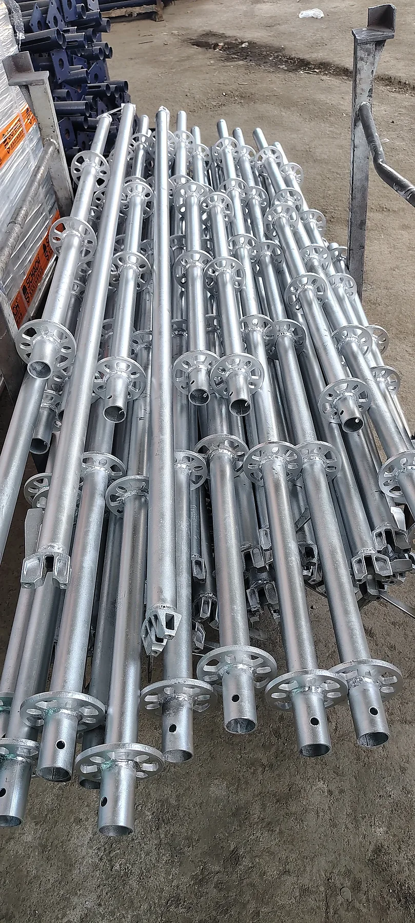Hot-dip galvanized Ringlock standards prepared for project supply