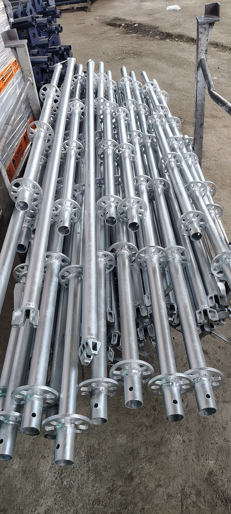 Galvanized Ringlock scaffold components