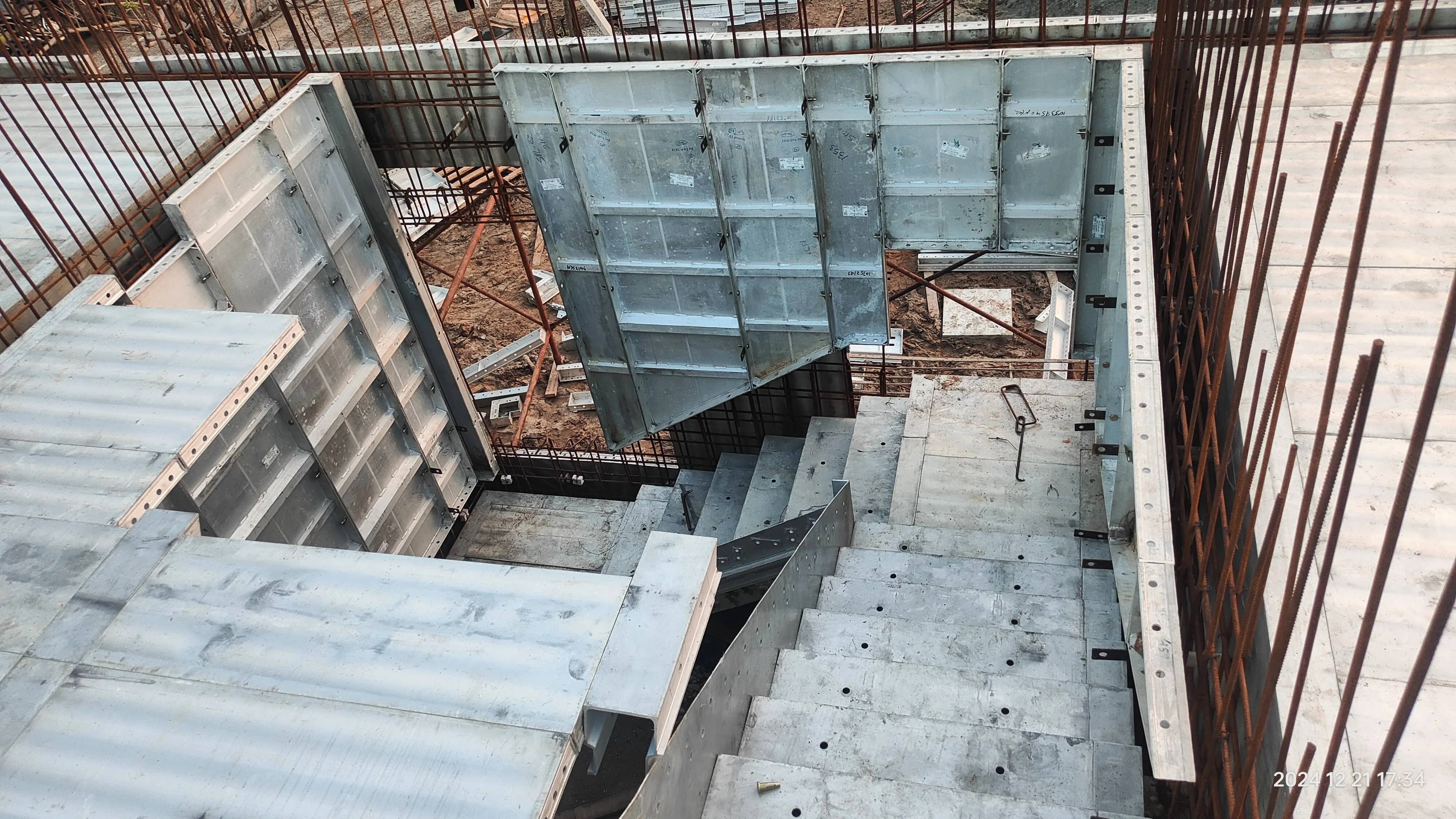 Land & Building Villa Project site view 1