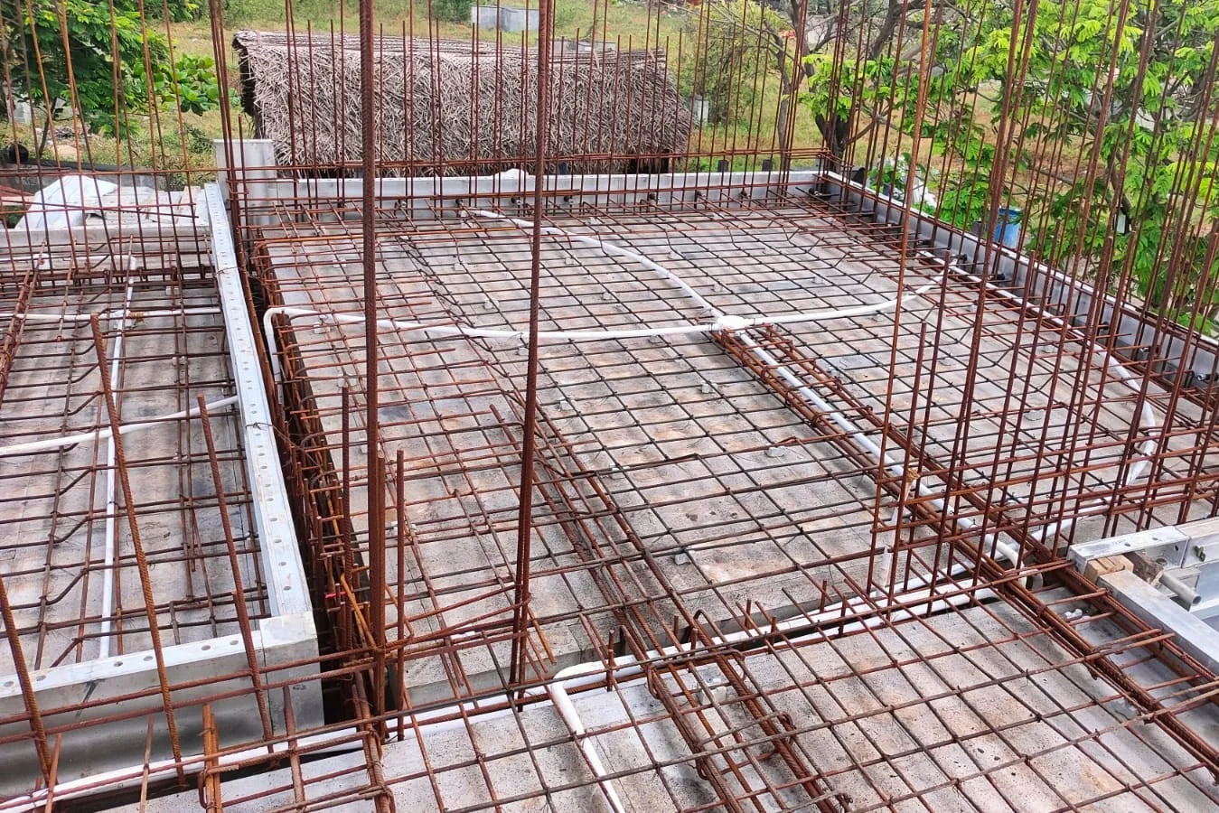 Land & Building Villa Project site view 3